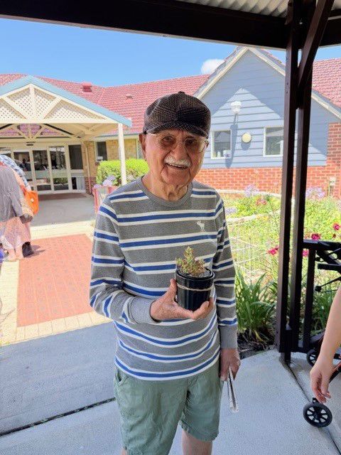 Brightwater residents make potted succulents to say thank you to volunteers