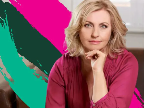 I'm Too Old For This Podcast Guest Ros Thomas from the Loneliness Project